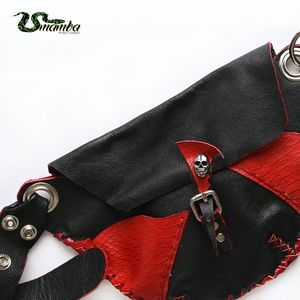 FANNY PACK LEATHER RED & BLACK